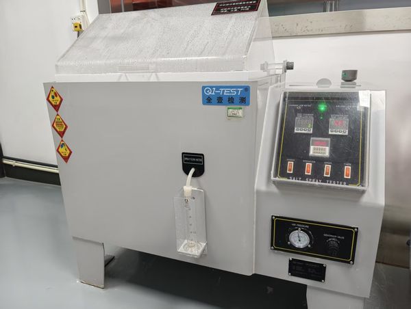Salt spray chamber: Quanyi (Taiwan, China) HL-60-SS, evaluating corrosion resistance of black e-coat films to the GB/T 10125 neutral salt spray standard